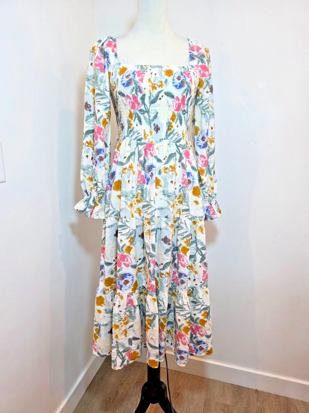 Women's Floral Square Neck Midi Dress Smocked Medium Tiered Feminine Cottagecore